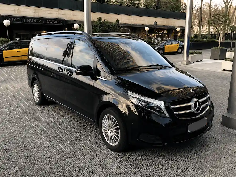 Mercedes Clase V para transporte privado en Barcelona