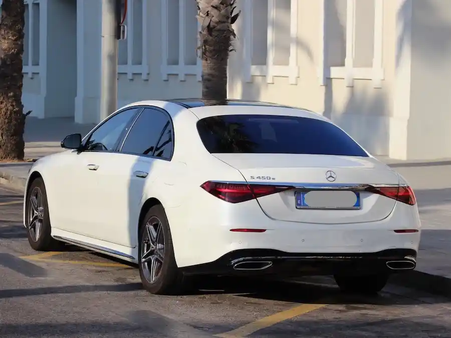 alquiler-mercedes-clase-s-con-conductor-barcelona
