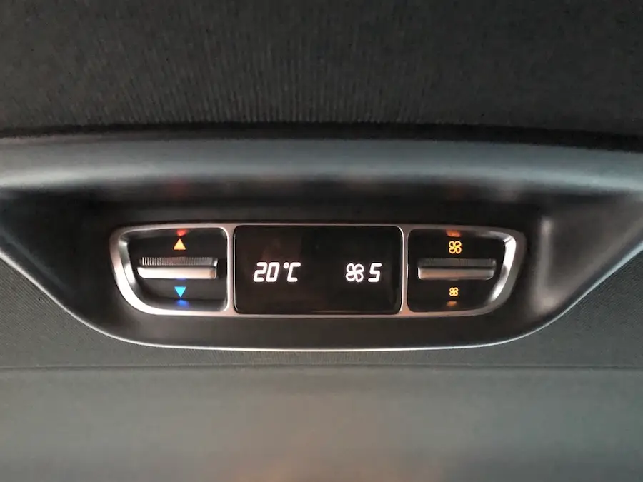 detalles-furgoneta-mercedes-clase-v