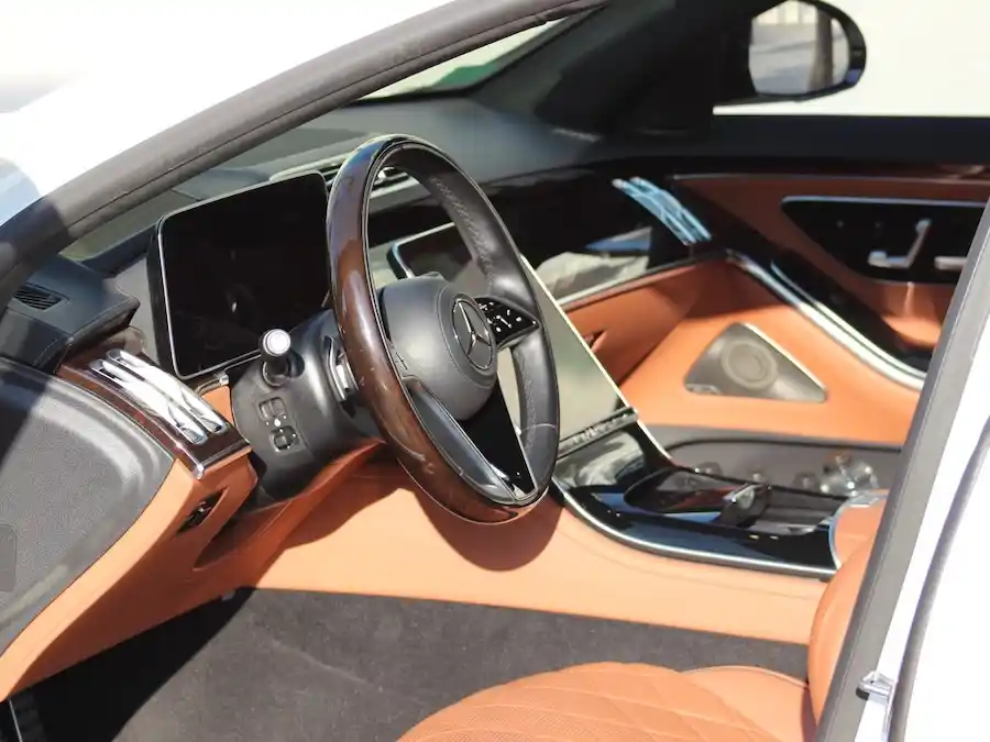 detalles-mercedes-s-con-conductor